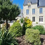 Le Manoir Des Marronniers Guest house 3*
