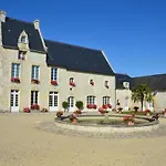 Le Manoir Des Marronniers Guest house Sully (Calvados)