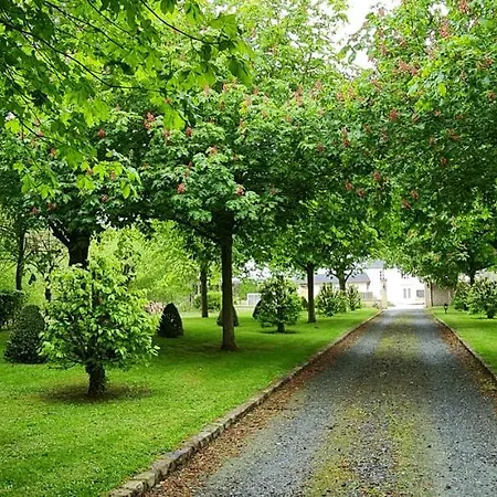 Le Manoir Des Marronniers Гостевой дом 3*