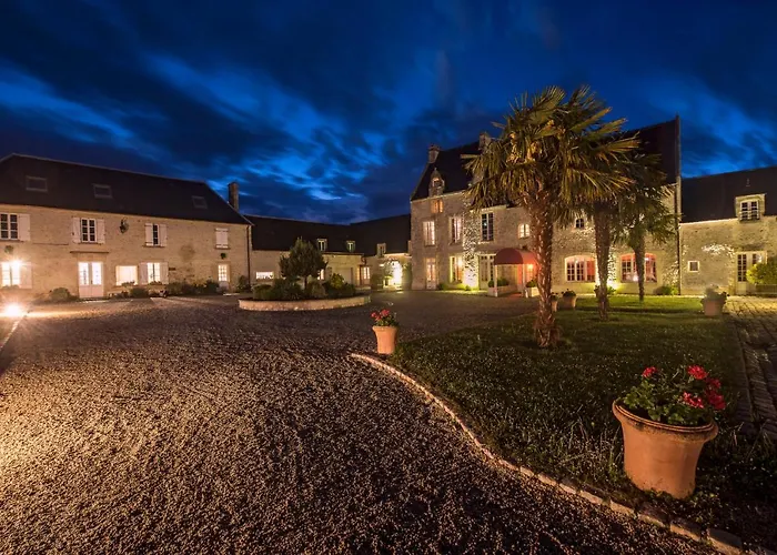 Le Manoir Des Marronniers Sully (Calvados)