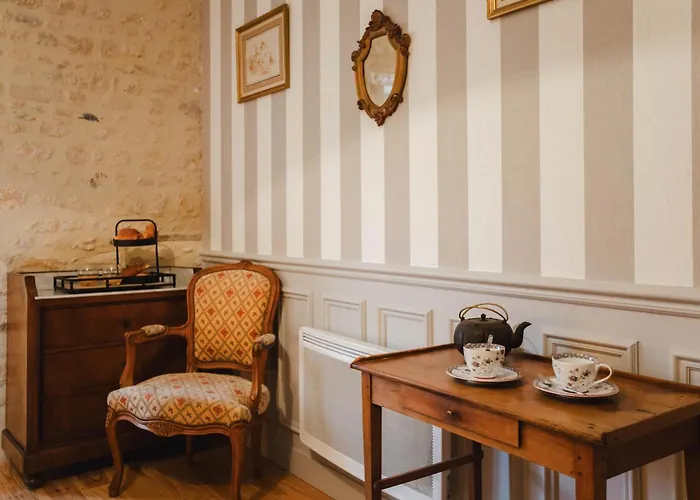 Le Manoir Des Marronniers Maison d'hôtes Sully (Calvados)